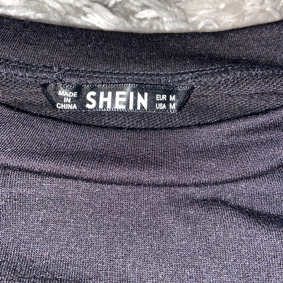 Shein Hot Wheels Crew Neck - Picture 3 of 3